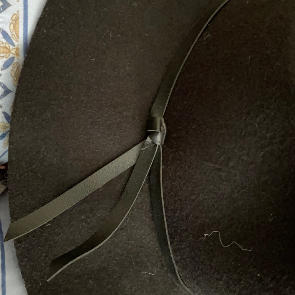 Old navy wool hat